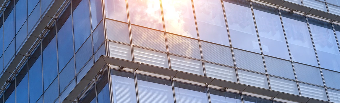 UV-Resistant Glass Experts in Holiday, FL